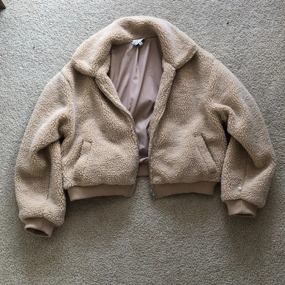 Cream wooden jacket - Picture 1 of 1